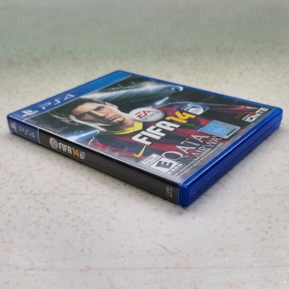 FIFA 14 PS4 Game - Picture 3 of 4